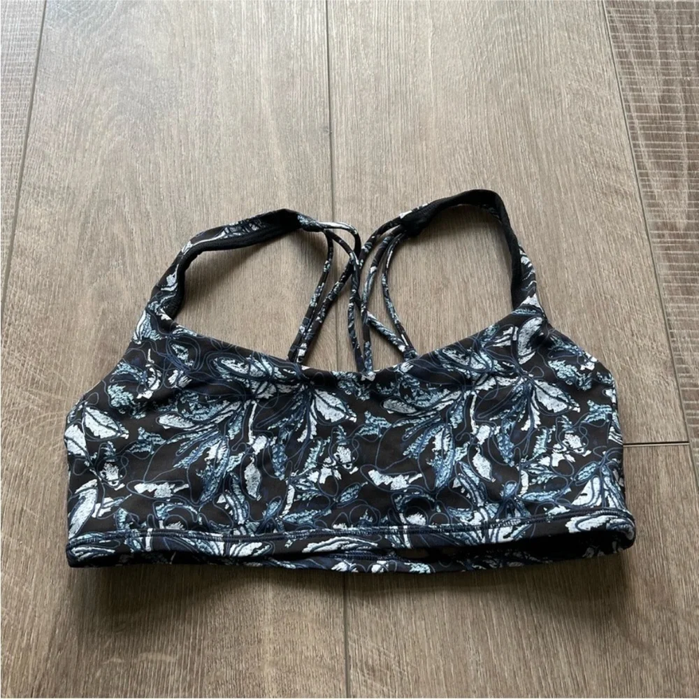 Lululemon Free To Be Zen Bra in Embellished Multi Size 10